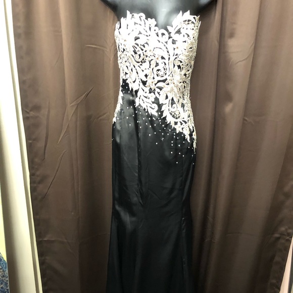 Wow $175 last reduction Envious Couture Pageant Size 00 Black & Gold need sales - Picture 2 of 12